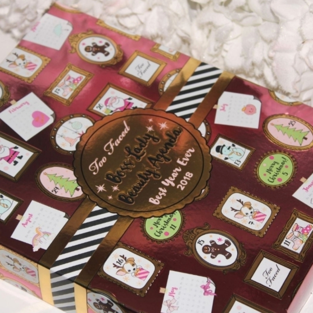 NWT Too Faced Boss Lady Beauty Agenda